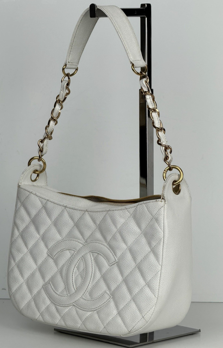 Chanel CC Hobo Medium Shoulder Bag in White Caviar Quilted Leather 2004 E3